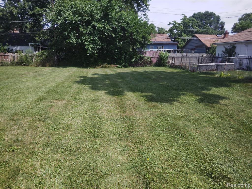 8275 Cadillac Avenue, Warren, MI 48089 — Photo 4