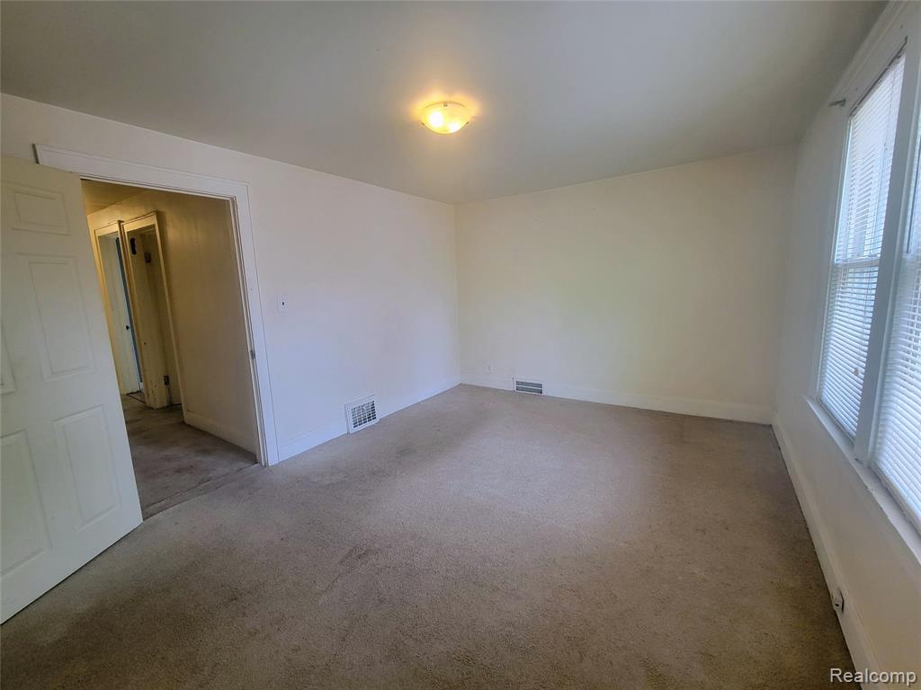 51 Dakota Street, Pontiac, MI 48341 — Photo 10