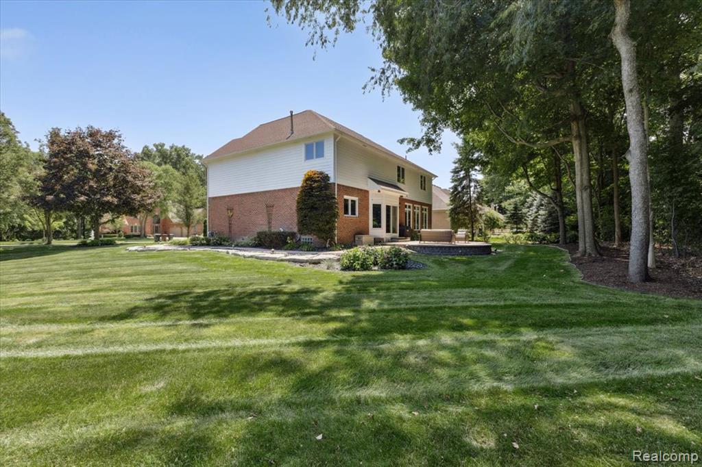 50821 Otter Creek Drive, Shelby Twp, MI 48317 — Photo 42