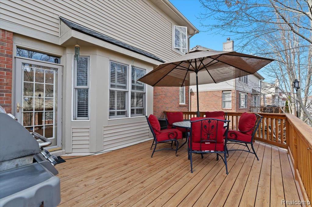 17020 CARRIAGE Way, Northville, MI 48168 — Photo 46