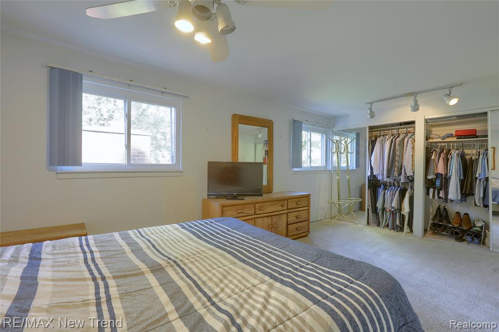 851 N Webik Avenue, Clawson, MI — Photo 16