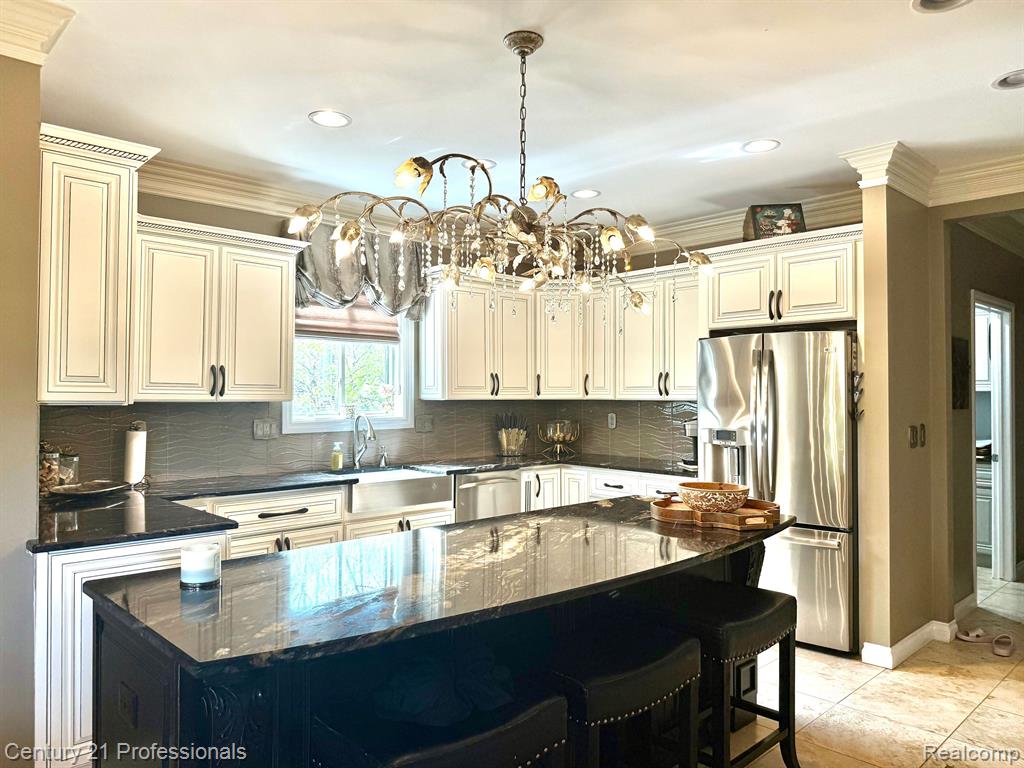 8814 PRESTWICK Lane, Washington, MI 48095 — Photo 12