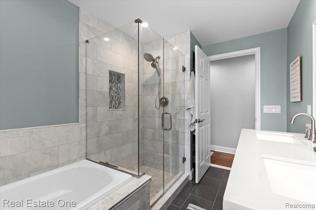 40718 Ivywood Lane, Plymouth, MI 48170 — Photo 21