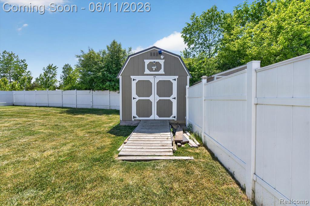 3081 Stratford Lane, Flushing, MI 48433 — Photo 38