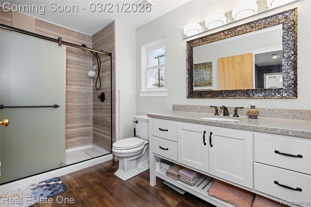 1065 Round Lake Road, White Lake, MI — Photo 13