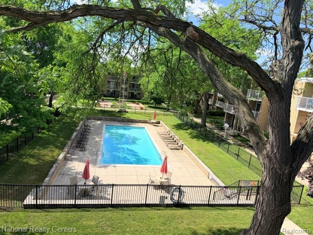 4913 Crooks Road, G5, Royal Oak, MI 48073 — Photo 15