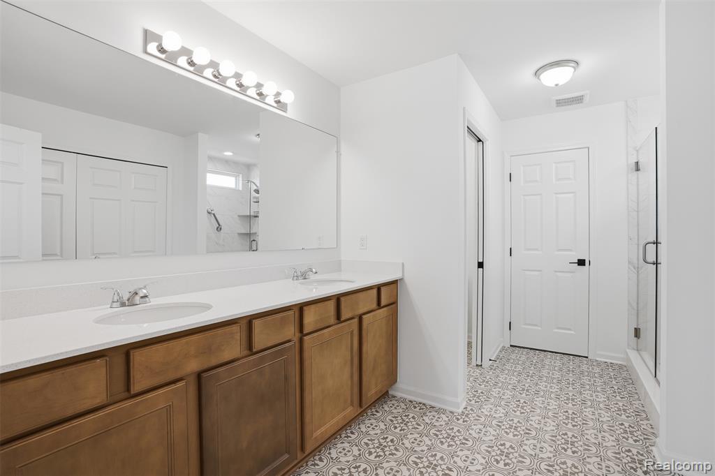 50782 Ross Street, Canton, MI 48187 — Photo 30