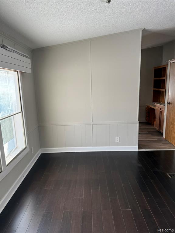 5249 Lapeer Road, Burton, MI 48509 — Photo 3