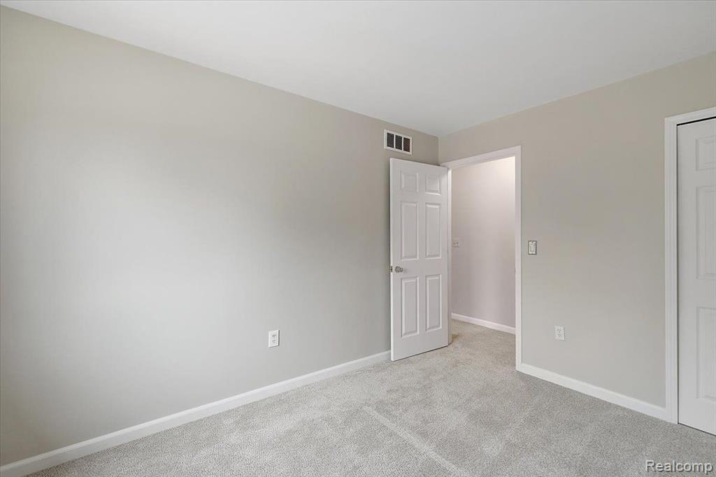 4914 CARA, Royal Oak, MI 48073 — Photo 16