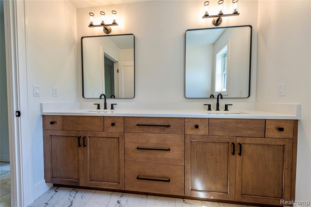4101 Devon Road, Royal Oak, MI 48073 — Photo 32