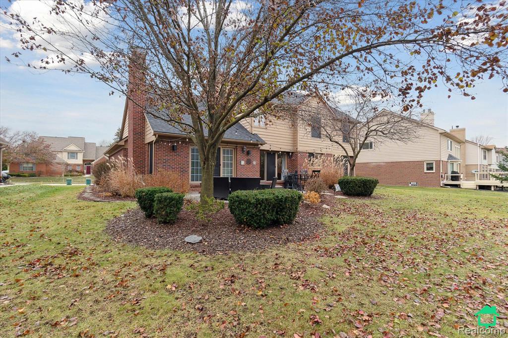 51171 W Hills Drive, Plymouth, MI 48170 — Photo 44