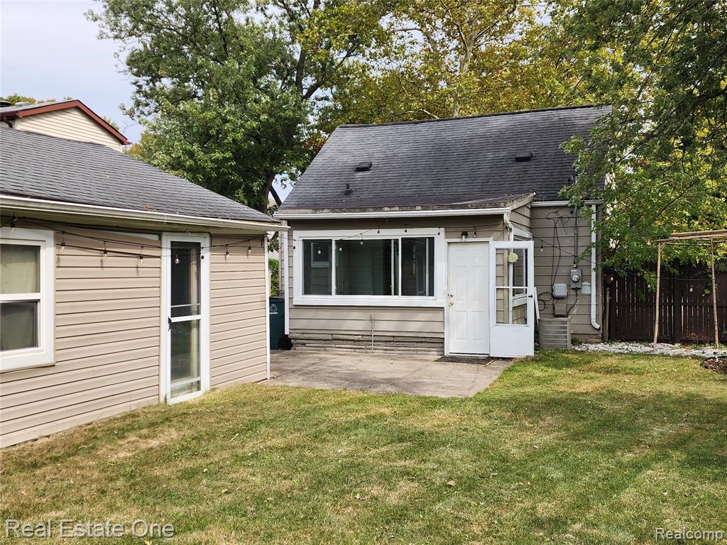 3659 Ellwood Avenue, Berkley, MI 48072 — Photo 24