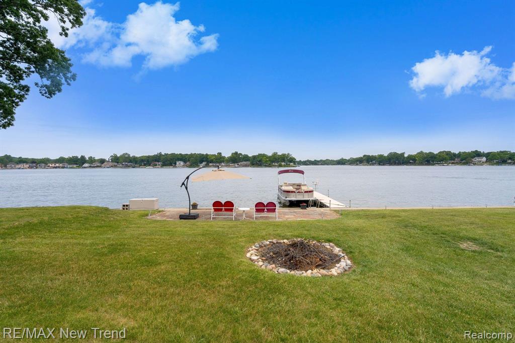 6768 HATCHERY Road, Waterford, MI 48327 — Photo 70