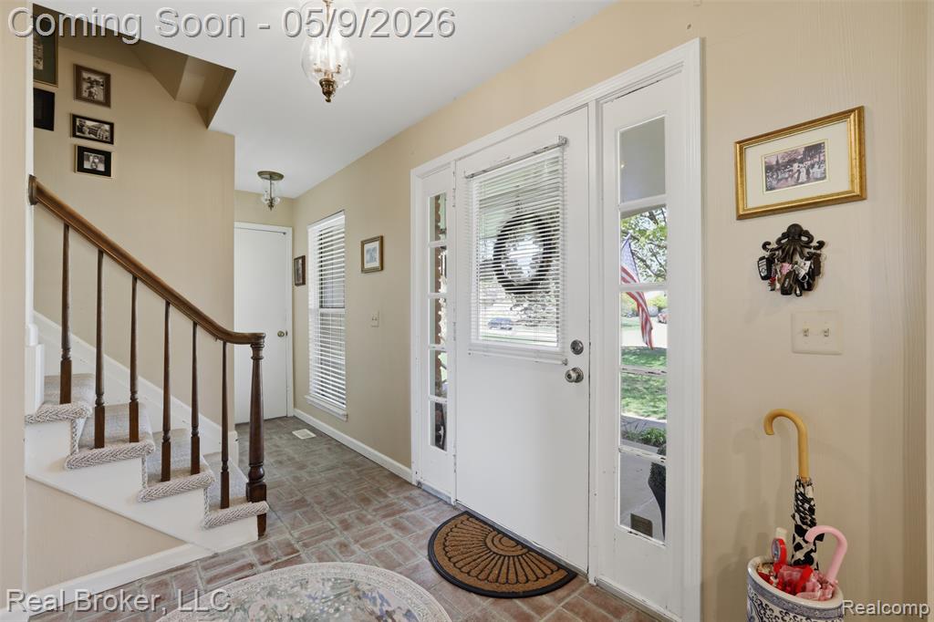 5037 Bantry Drive, West Bloomfield, MI — Photo 5