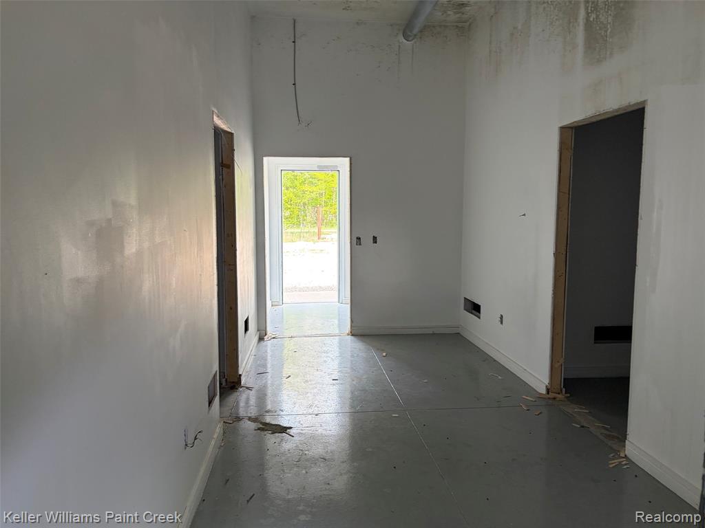 6745 Oak Road, Vassar, MI 48768 — Photo 11