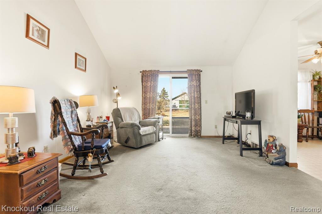 7045 Hospital Road, Freeland, MI 48623 — Photo 10