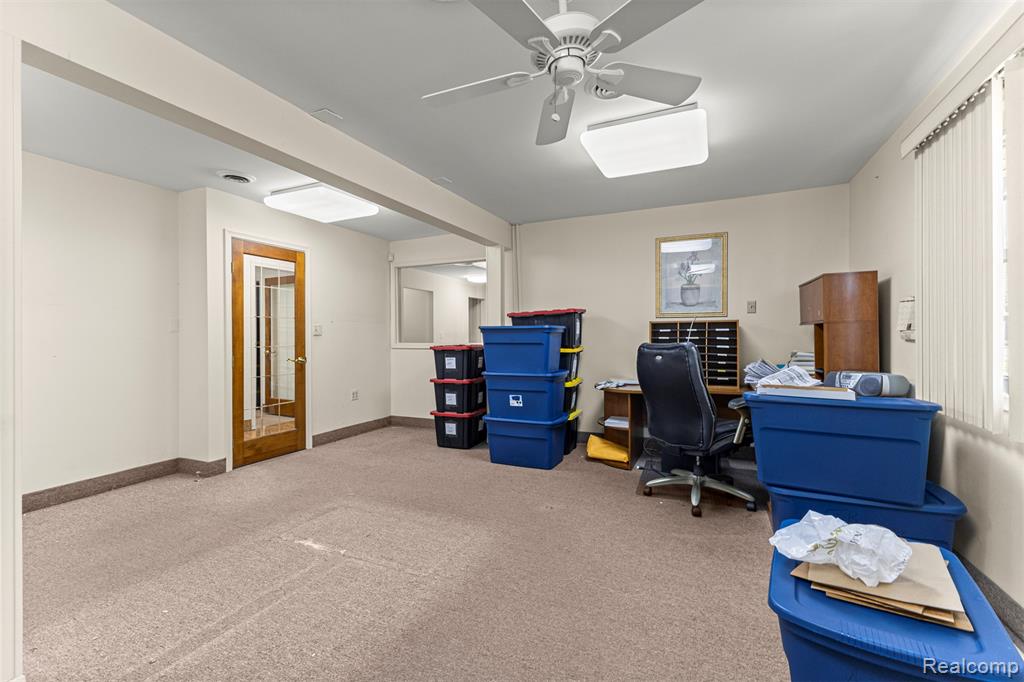 30401 Utica Road, Roseville, MI 48066 — Photo 24