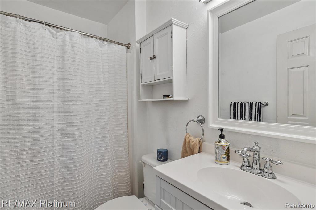 3380 KNEELAND Circle, Howell, MI 48843 — Photo 16