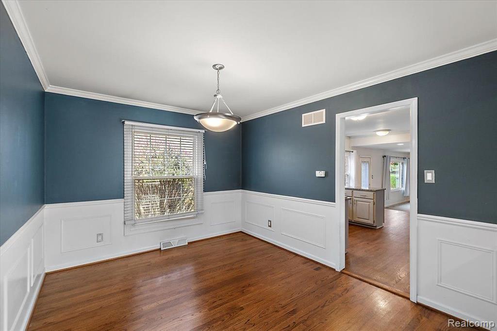 16490 OLD BEDFORD Road, Northville, MI 48168 — Photo 11