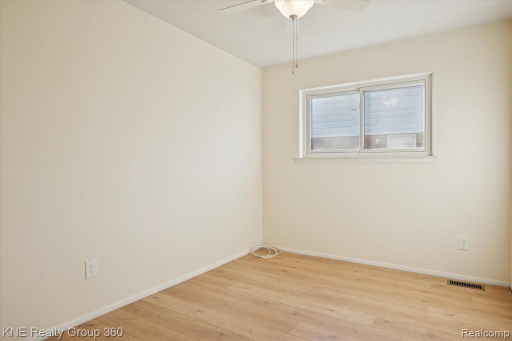 15464 Mulberry Street, Southgate, MI 48195 — Photo 19