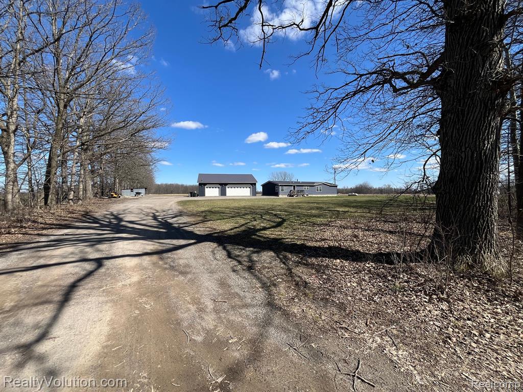 1736 WHEELING Road, Imlay City, MI 48444 — Photo 45