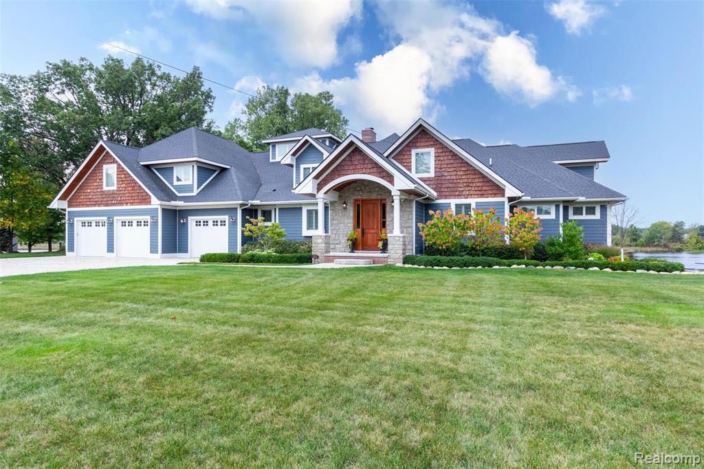 302 Tanview Drive, Oxford, MI, 48371