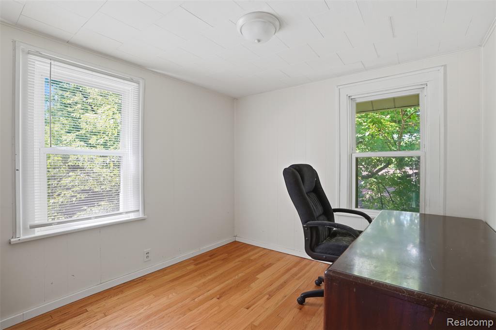 969 Myrtle Avenue, Waterford, MI 48328 — Photo 14