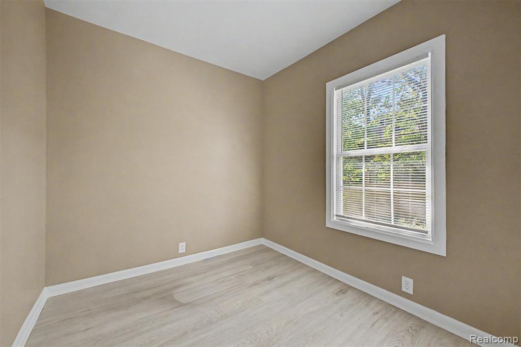 3799 Pingree Street, Detroit, MI 48206 — Photo 17