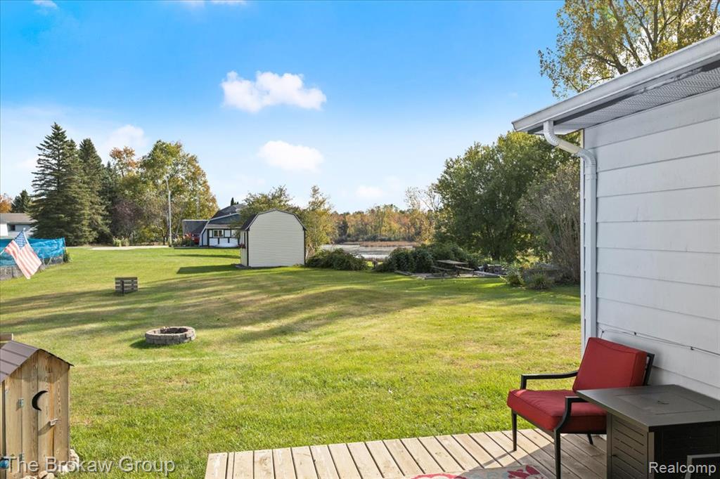 105 Center Street, Otisville, MI 48463 — Photo 2