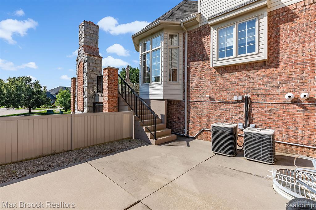 63334 TURNBERRY Way, Washington, MI 48095 — Photo 73