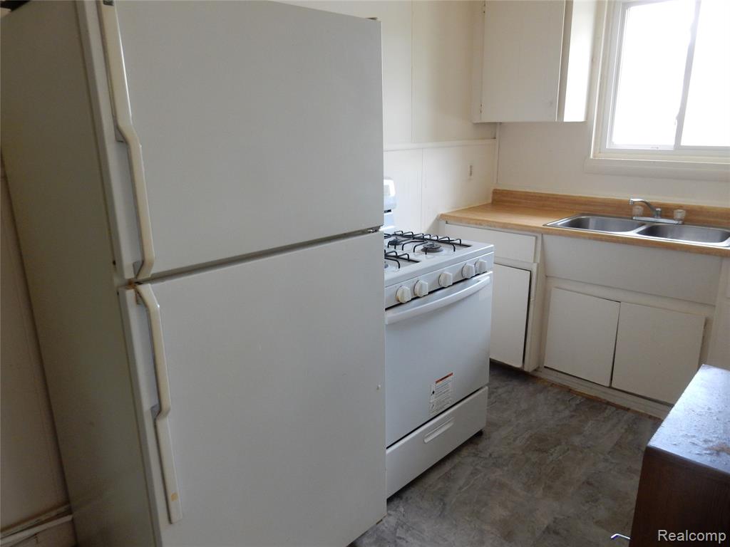 748 N Harriet Street, Ypsilanti, MI 48197 — Photo 4