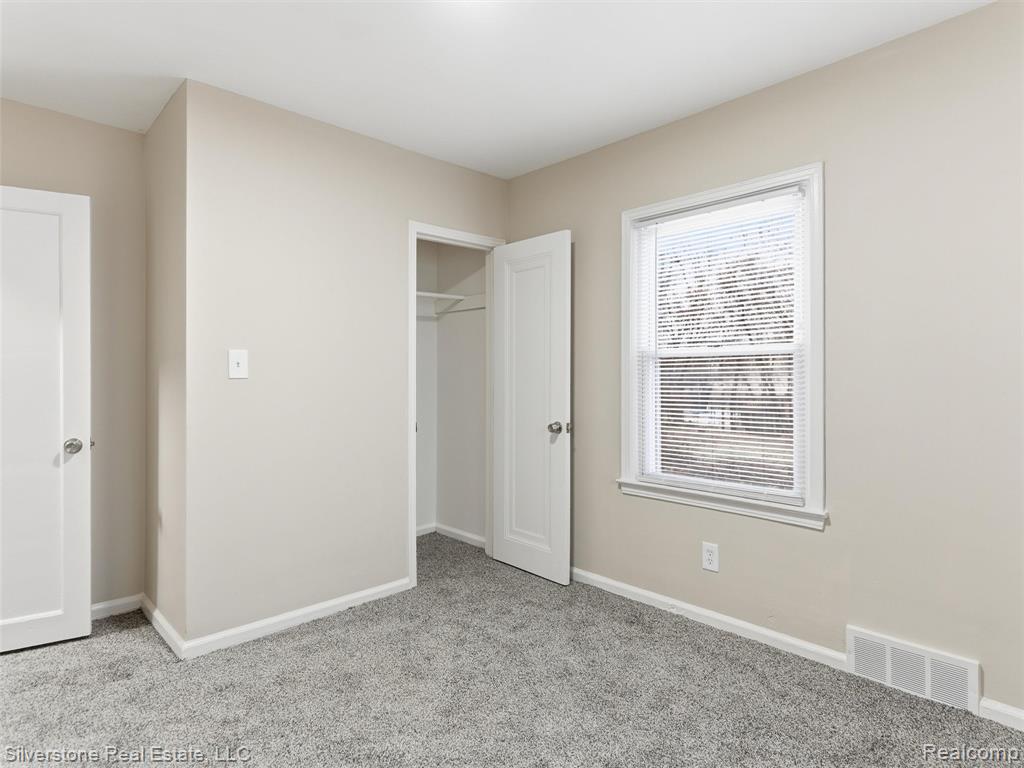 685 Northway Drive, Pontiac, MI 48342 — Photo 18