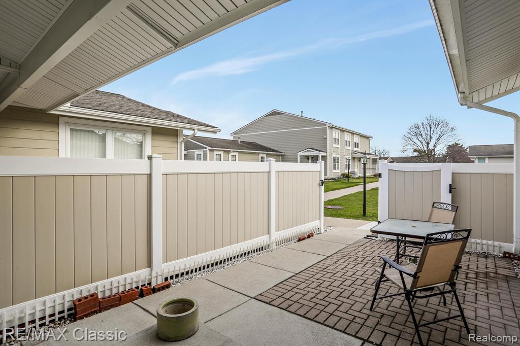 22808 RENFORD Street, Novi, MI — Photo 5