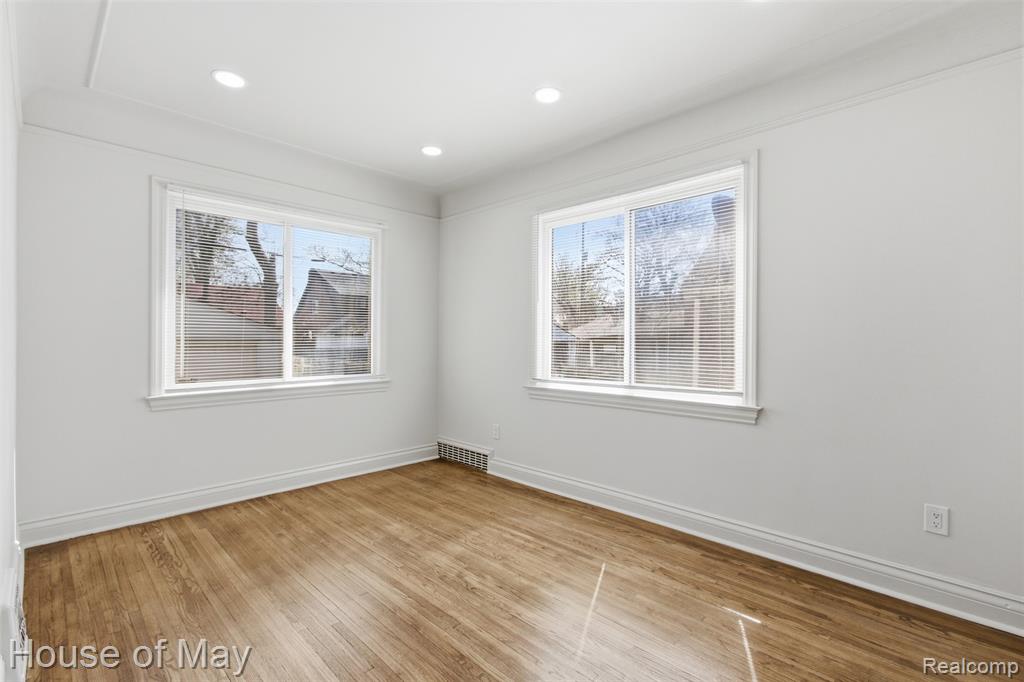 5276 Bedford Street, Detroit, MI 48224 — Photo 15
