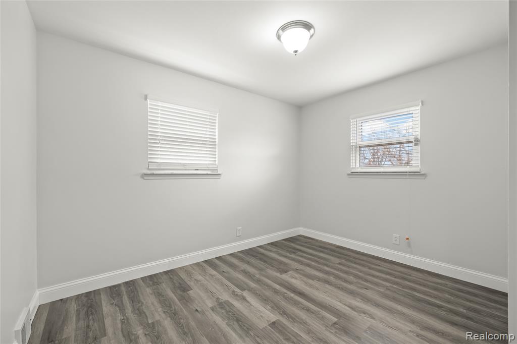 7435 Arcola Street, Westland, MI — Photo 10