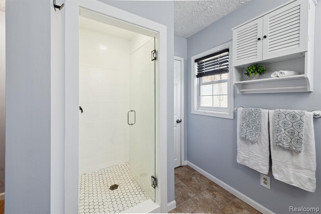 6187 THREE LAKES Drive, Brighton, MI 48116 — Photo 18