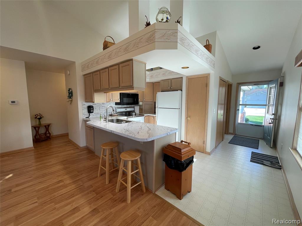 9142 Luea Lane, Swartz Creek, MI 48473 — Photo 14