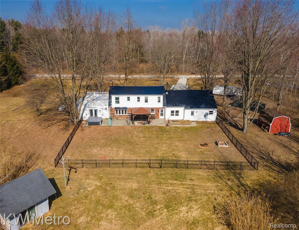 8665 Meskill Road, Columbus, MI — Photo 9