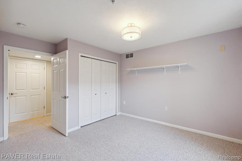 1565 WEATHERSTONE Drive, Ann Arbor, MI 48108 — Photo 24