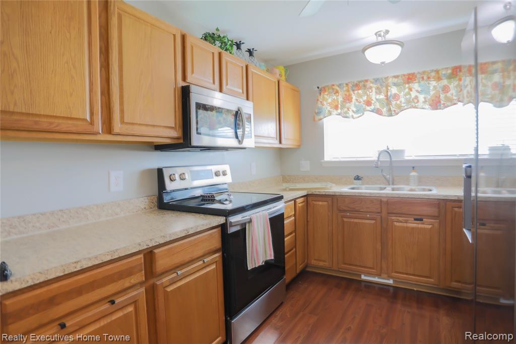 53293 Butternut Street, Chesterfield, MI — Photo 12