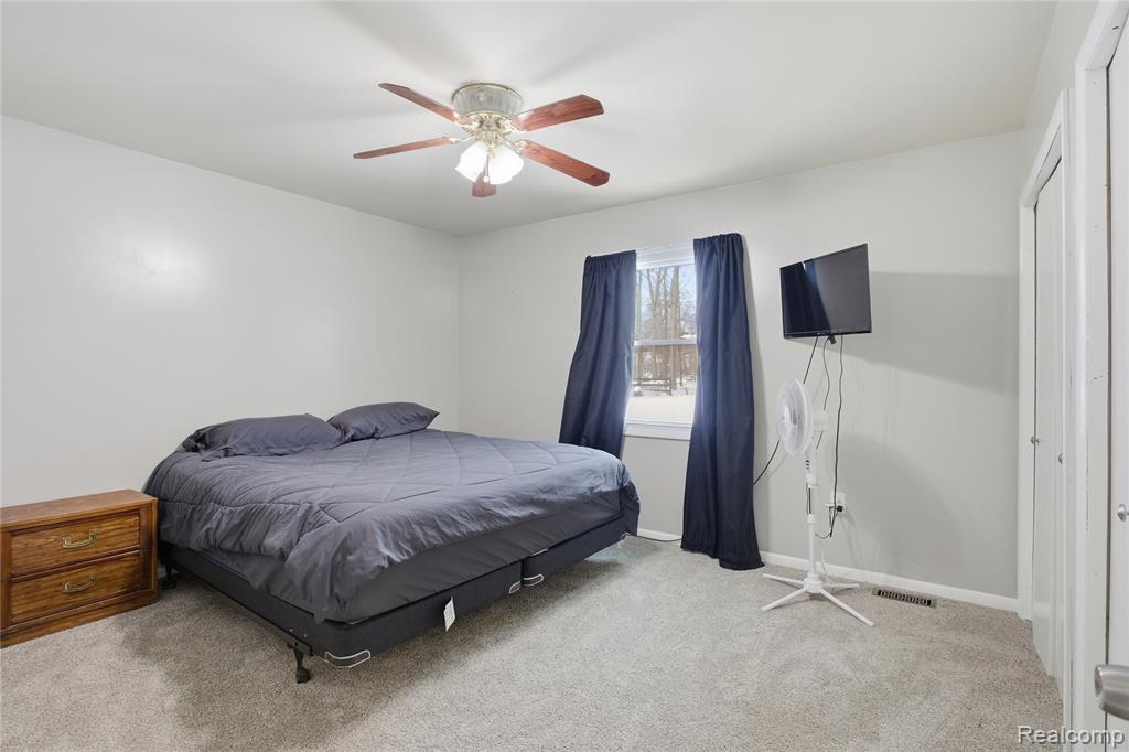 6522 Riverdale Road, Whitmore Lake, MI 48189 — Photo 14