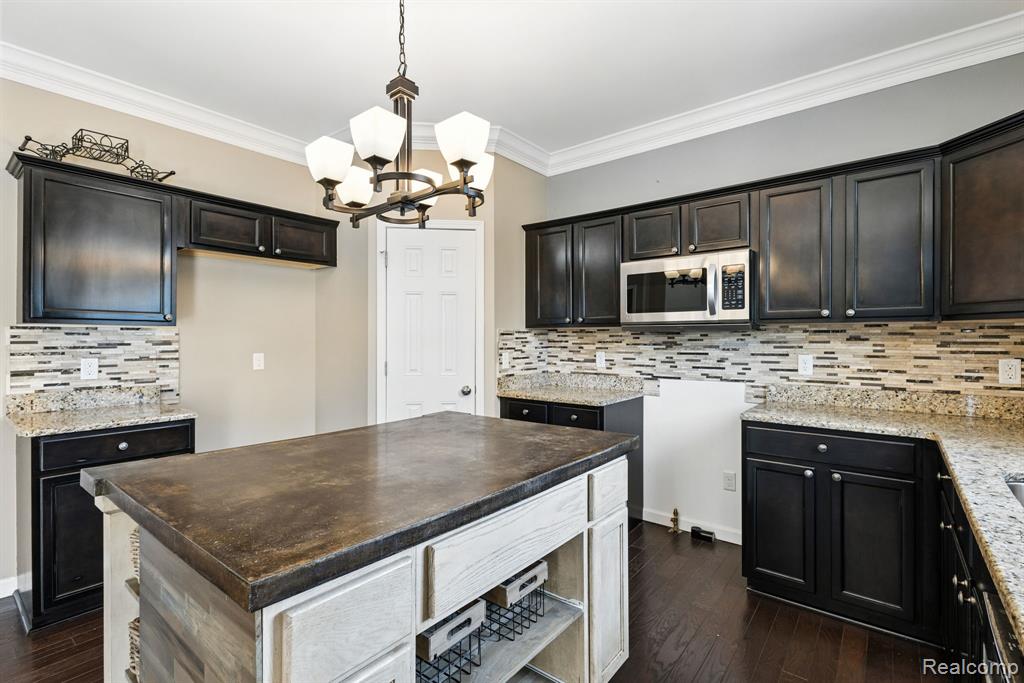 50219 Cheltenham Drive, Macomb, MI 48044 — Photo 6