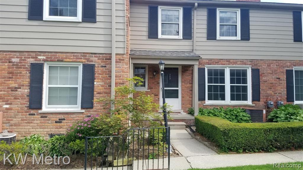 553 N OLD WOODWARD Avenue, Birmingham, MI 48009 — front exterior