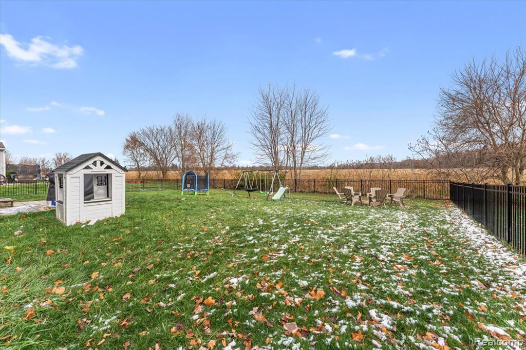 9357 Neumann Circle, Ypsilanti, MI 48197 — Photo 34