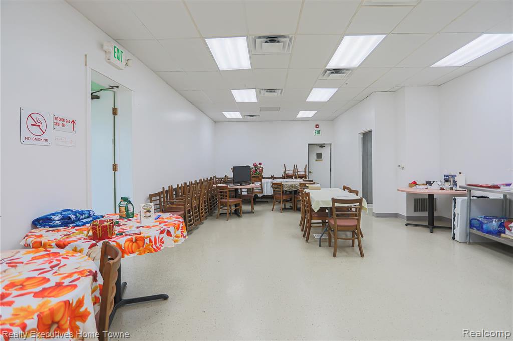 9334 River Road, Algonac, MI, 48001