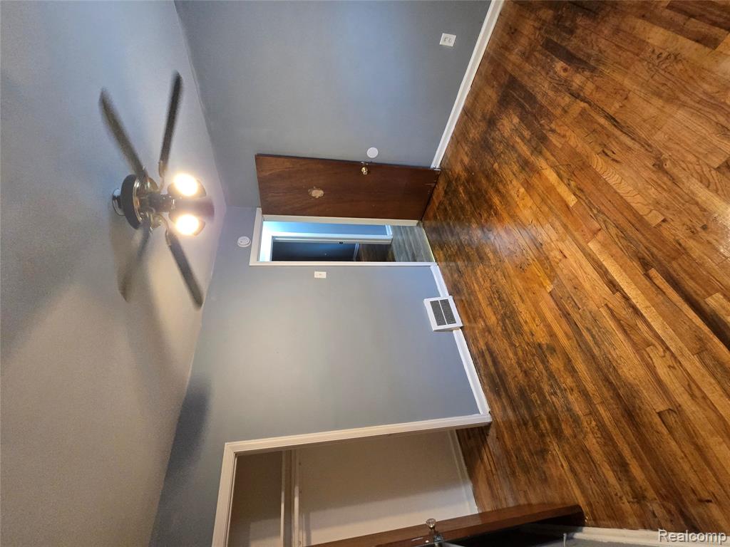 7683 Greenview Avenue, Detroit, MI 48228 — Photo 19