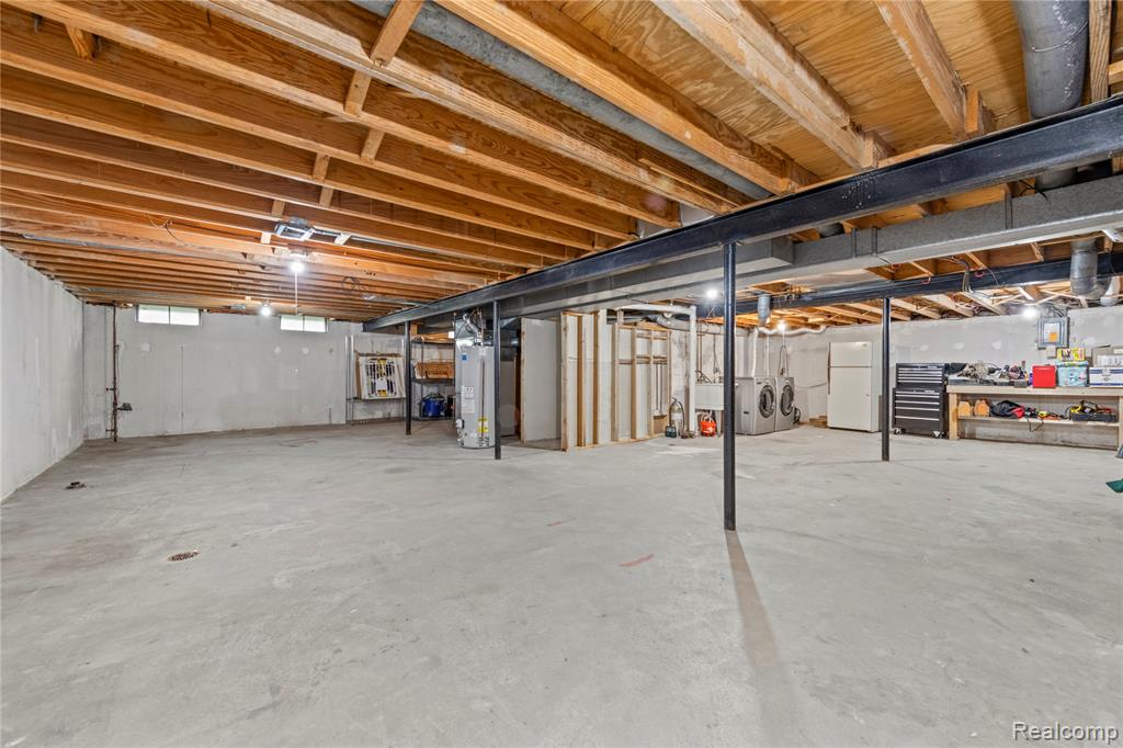 25419 Montebello Drive, Woodhaven, MI 48183 — Photo 17