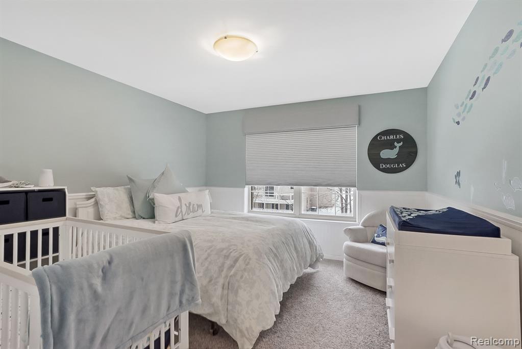 611 VILLAGE Lane, Milford, MI 48381 — Photo 19