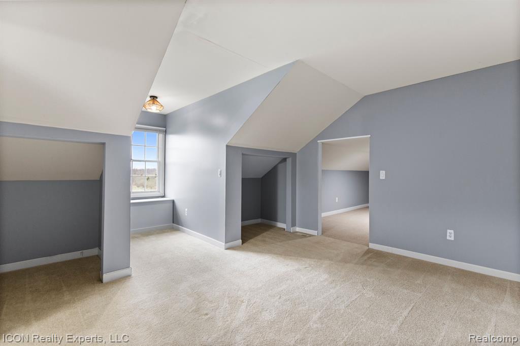 5580 HEGEL Road, Goodrich Vlg, MI — Photo 38