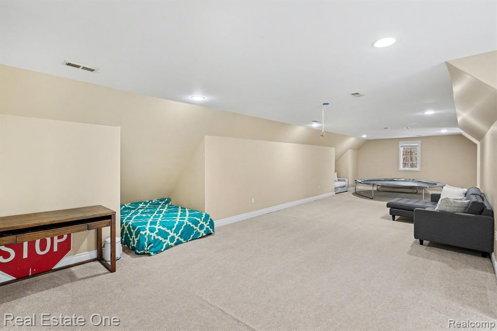 12901 Sleigh Trail, Milford, MI 48380 — Photo 36